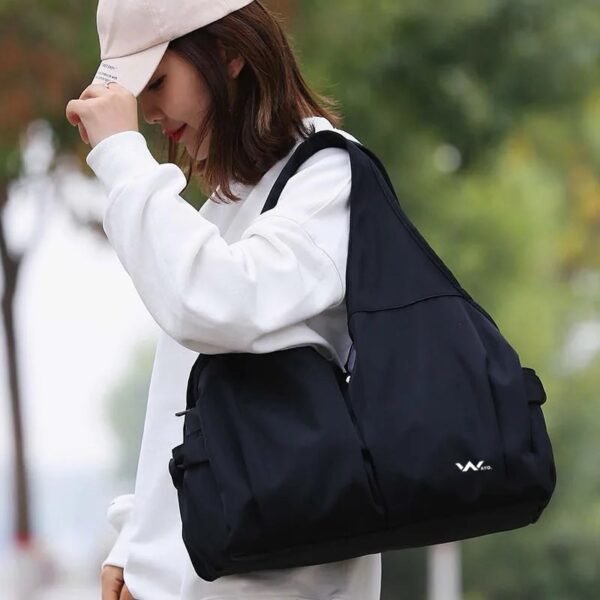 W4054 Gym Bag - Image 3