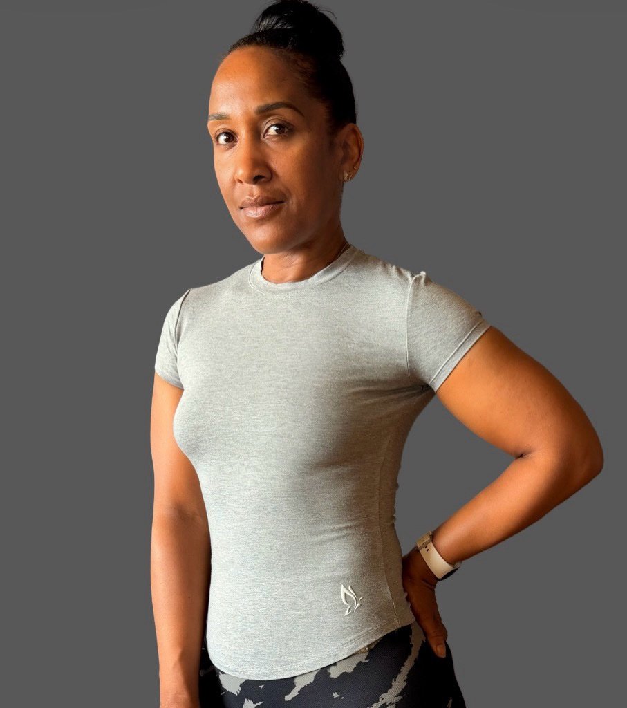 Kalahni T-Shirt - Image 6