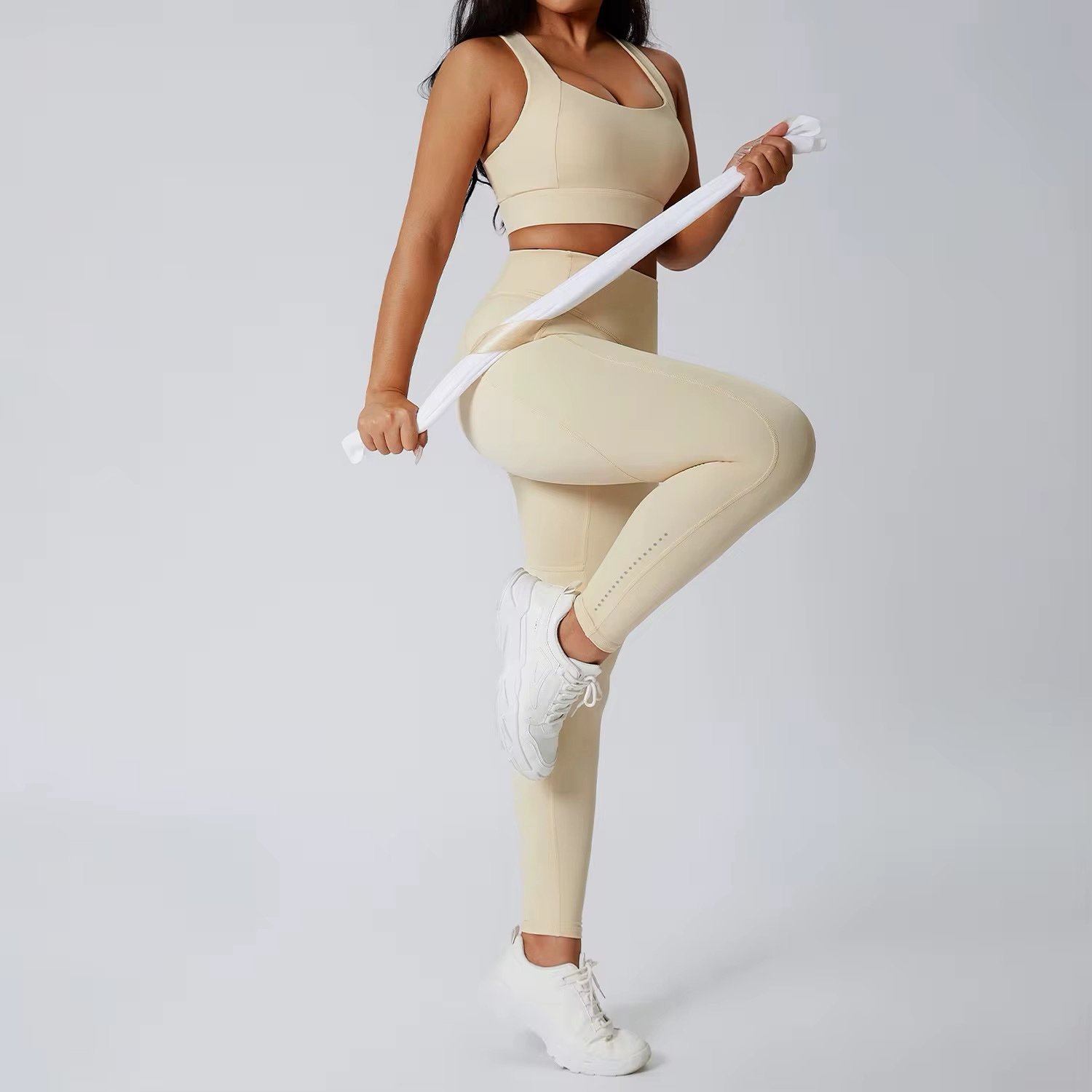 Vyxen Luxe Set - Image 3